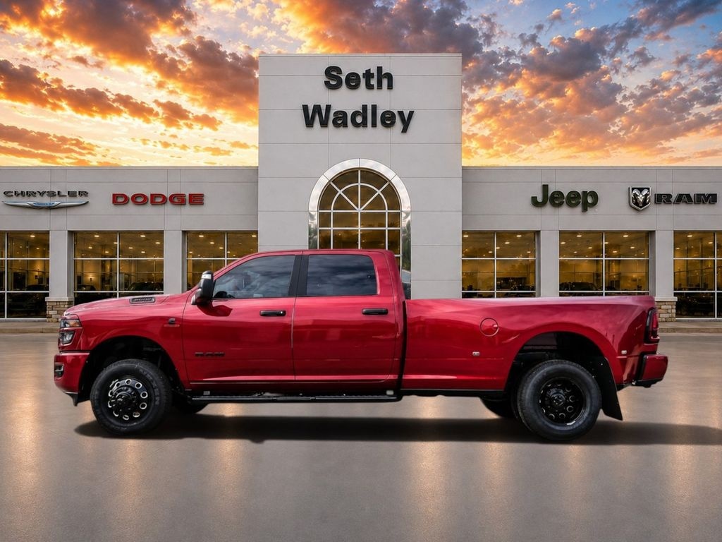 New 2026 Ram 3500 BIG HORN CREW CAB 4X4 8' BOX Pickup