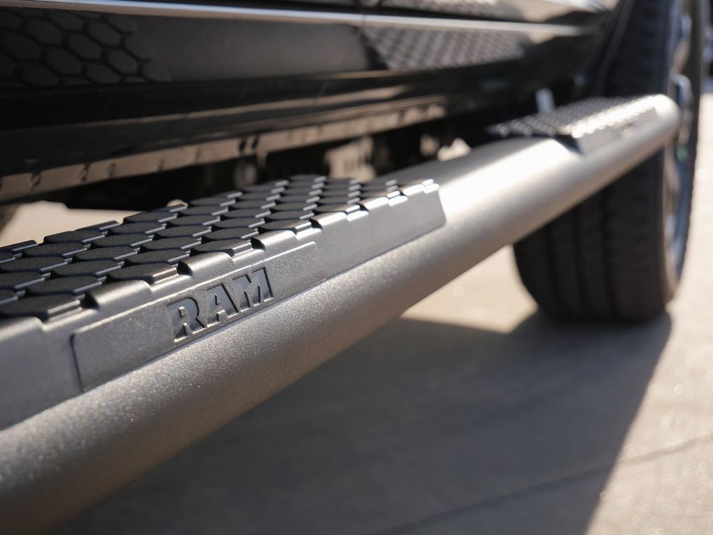 2026 RAM 2500 Tradesman/Black Express - Photo 12
