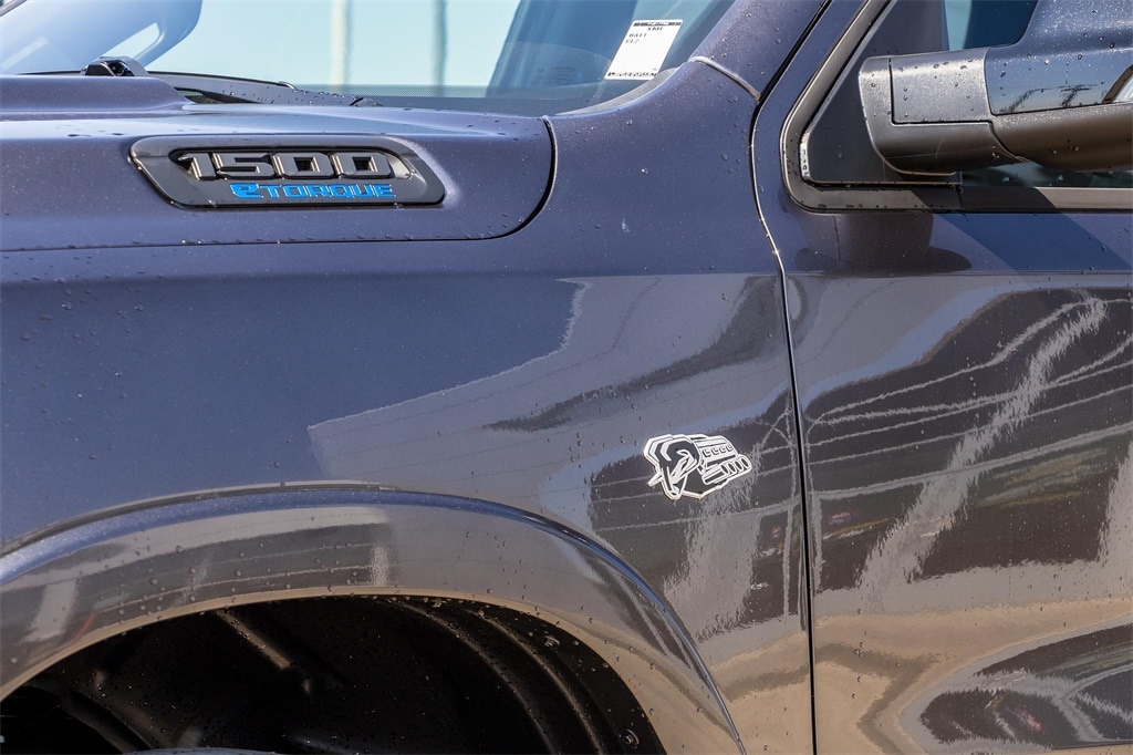 New 2026 Ram 1500 BIG HORN CREW CAB 4X4 5'7 BOX Pickup