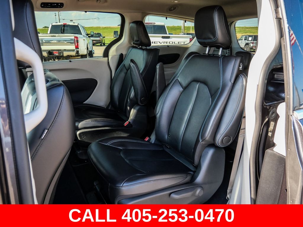 2021 Chrysler Pacifica Hybrid Touring L - Photo 28