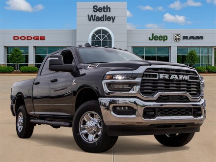 2025 Ram 2500 TRADESMAN CREW CAB 4X4 6'4 BOX Pickup
