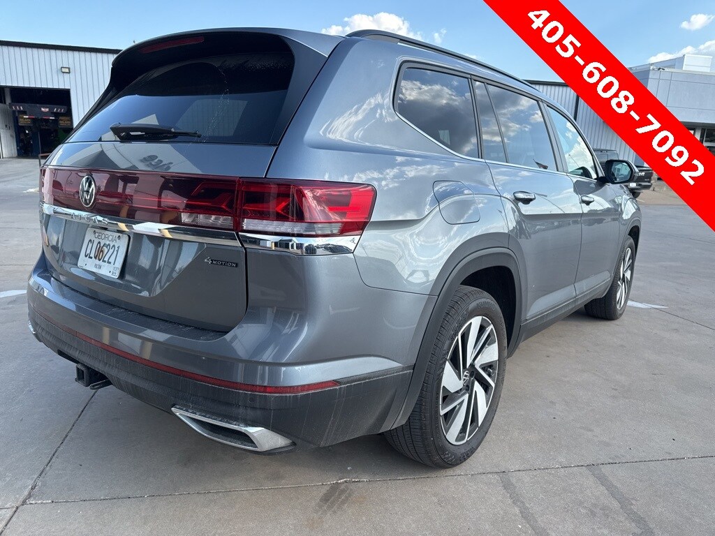 2025 Volkswagen Atlas SE Technology photo 3