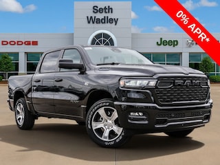 2026 Ram 1500 EXPRESS CREW CAB 4X2 5'7 BOX Pickup