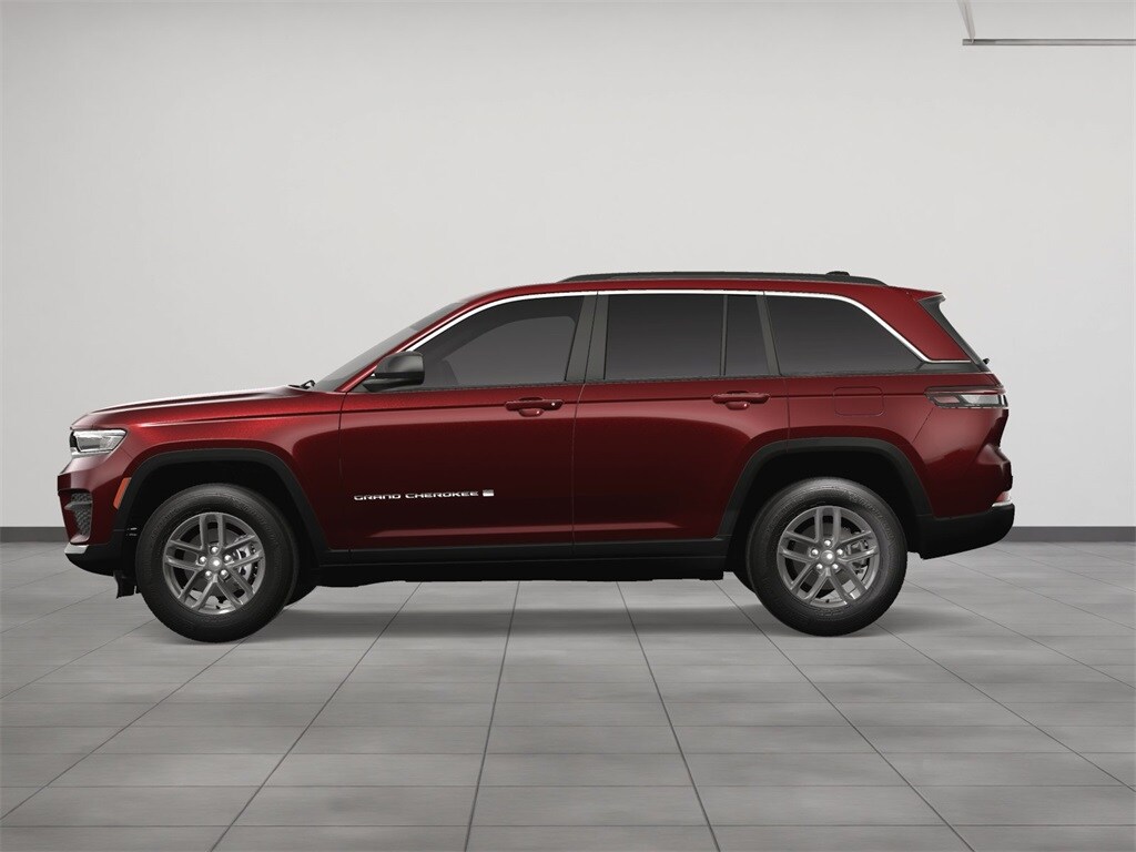 2025 Jeep Grand Cherokee Laredo X photo 2