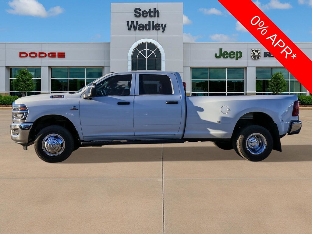New 2026 Ram 3500 TRADESMAN CREW CAB 4X4 8' BOX Pickup
