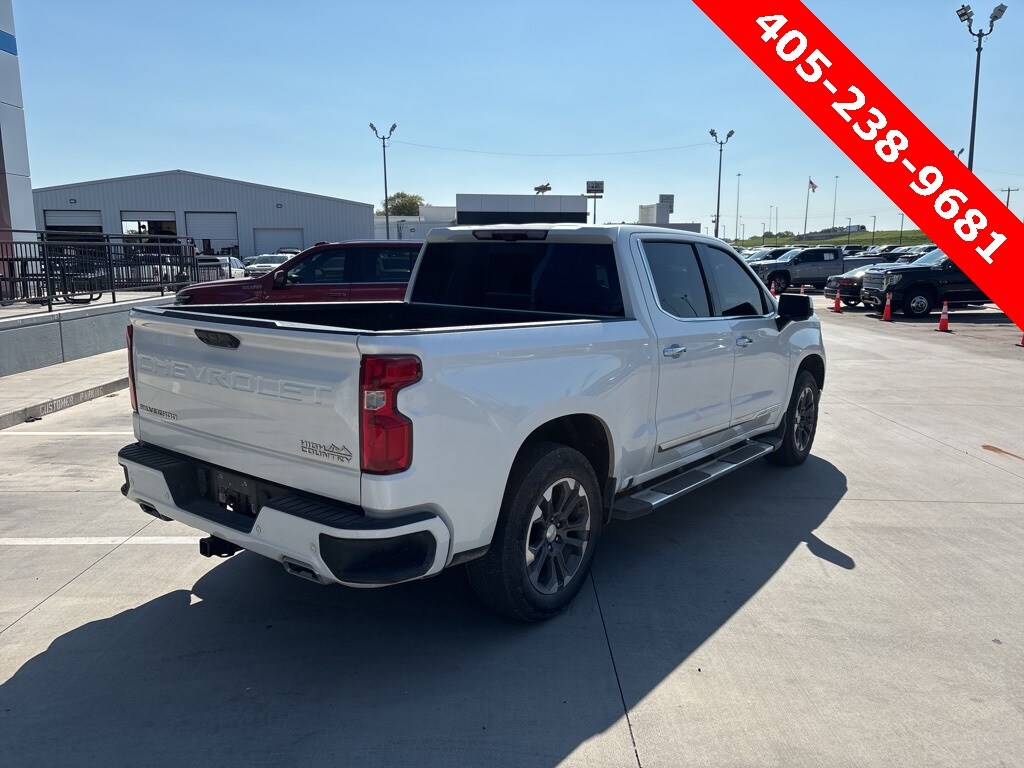 2023 Chevrolet Silverado 1500 High Country photo 3