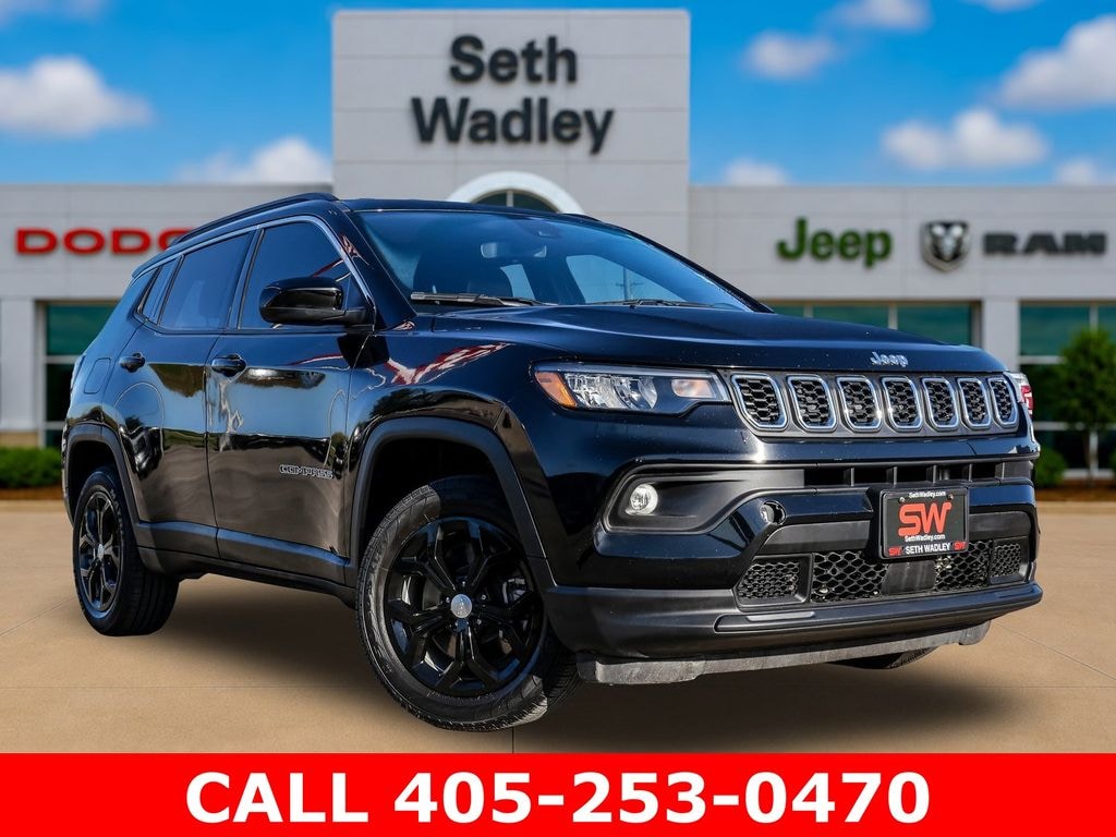 Used 2024 Jeep Compass Latitude SUV