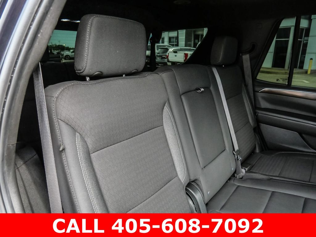 2024 GMC Yukon SLE - Photo 23