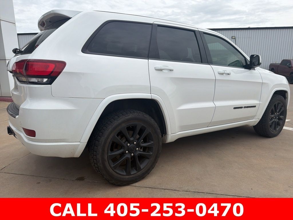 Used 2018 Jeep Grand Cherokee Laredo 4x4 SUV