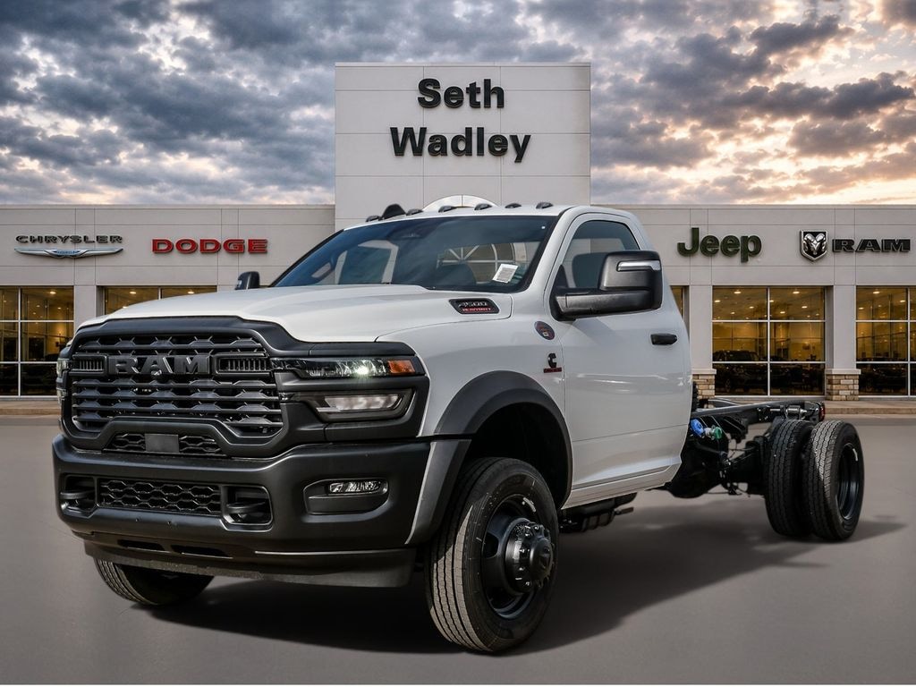 New 2026 Ram 4500 Chassis Cab TRADESMAN REGULAR 4X4 84' CA Pickup