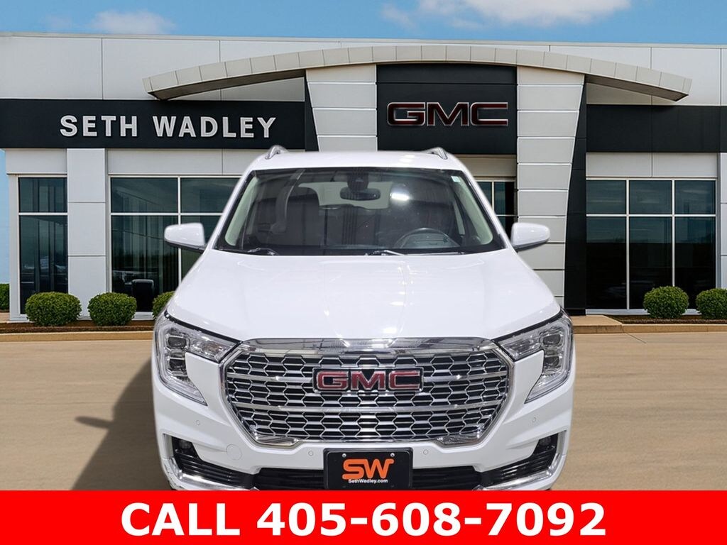 Used 2024 GMC Terrain Denali SUV