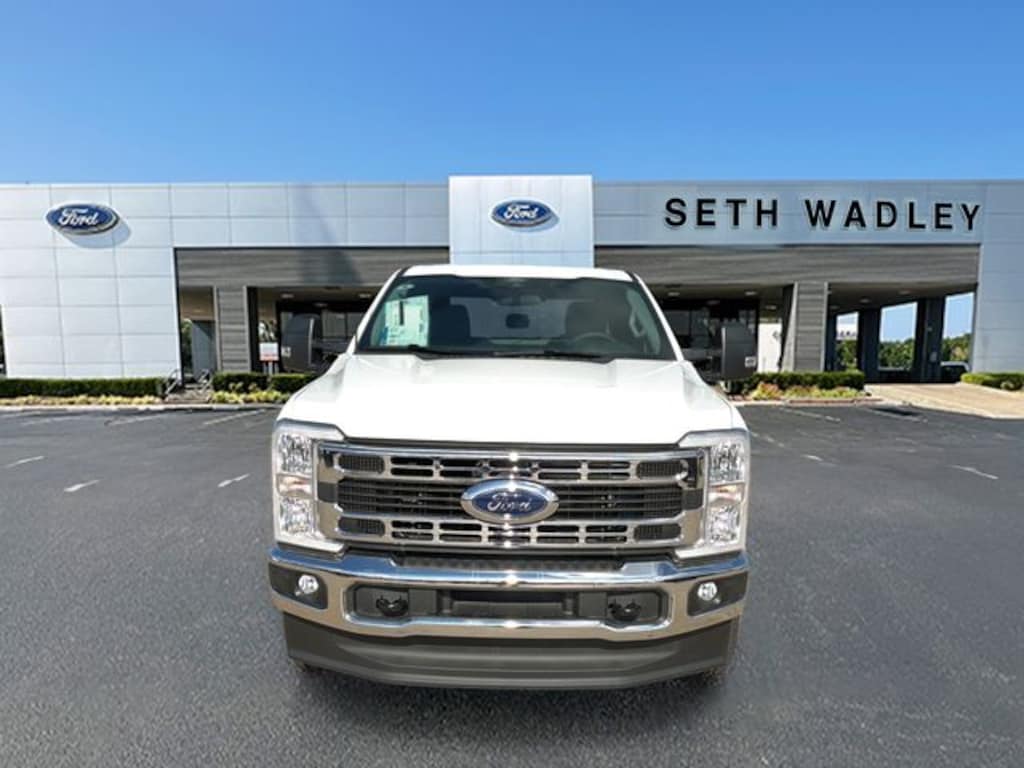 New 2025 Ford F-350SD XLT Truck