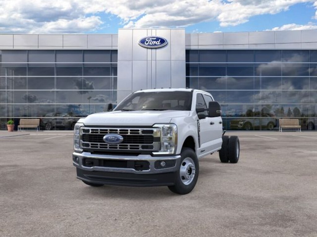 New 2026 Ford F-350SD XL Chassis