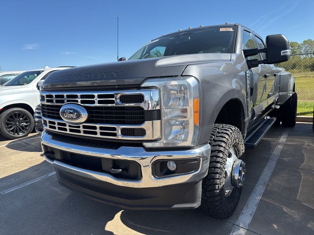 Used 2023 Ford F-350SD XLT Truck