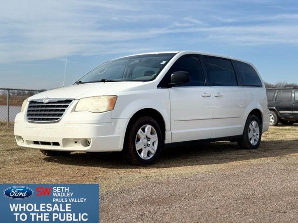 Used 2009 Chrysler Town & Country LX Minivan/Van