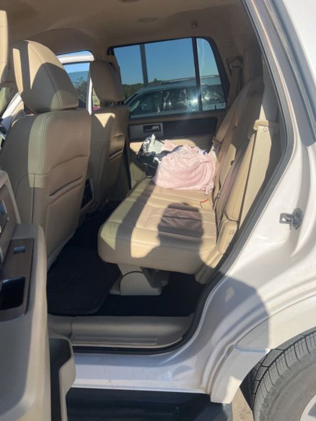 Used 2016 Ford Expedition XLT SUV