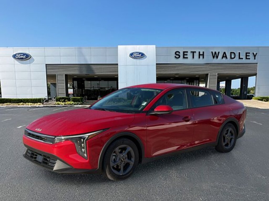 Used 2025 Kia K4 LXS Sedan