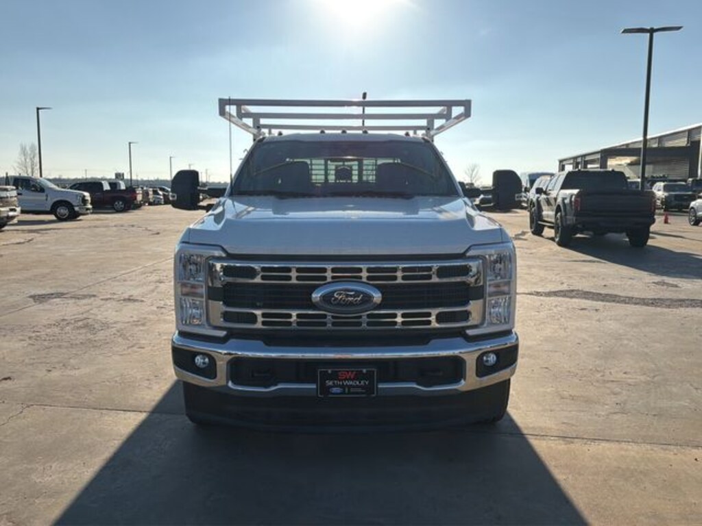 New 2025 Ford F-350SD XL Chassis