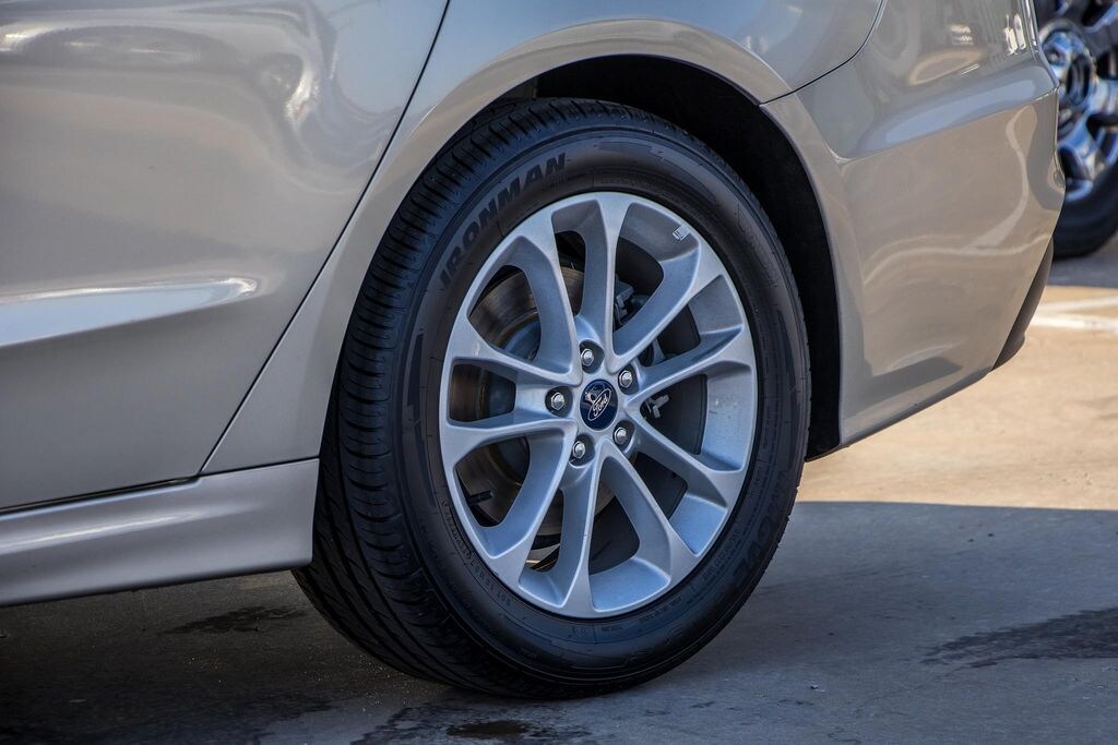 Used 2019 Ford Fusion SE Sedan