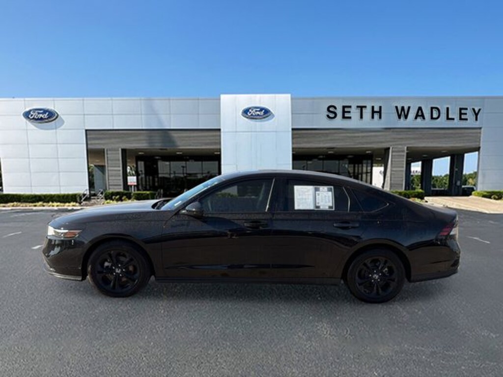 Used 2025 Honda Accord SE Sedan