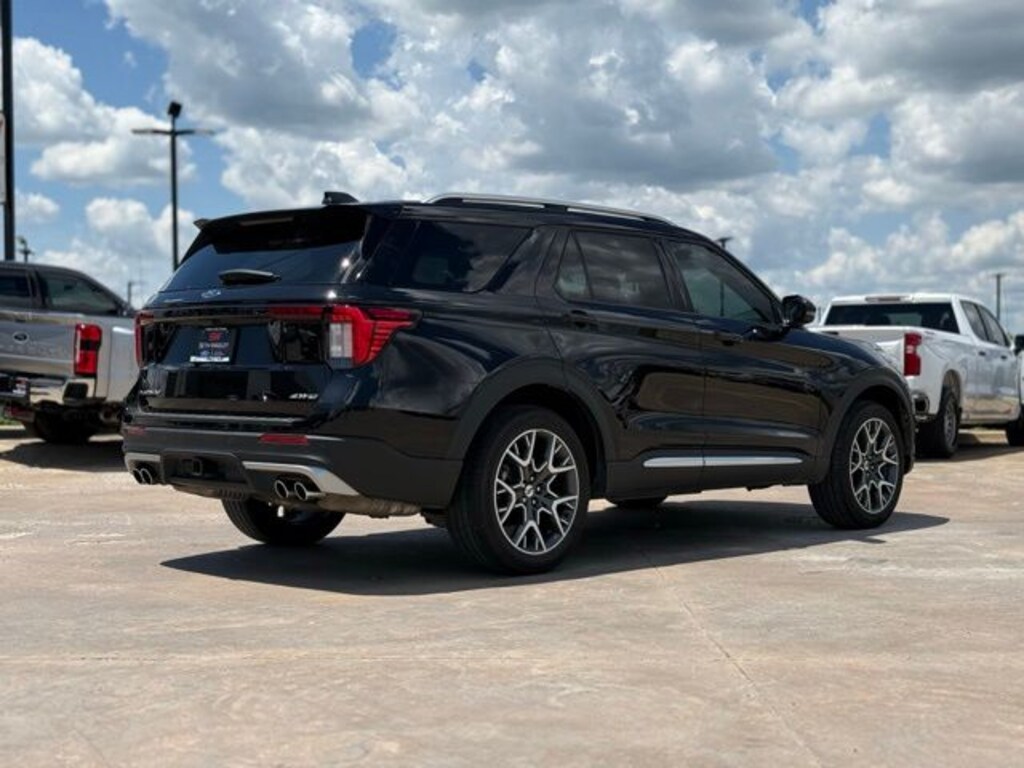 Used 2025 Ford Explorer Platinum SUV