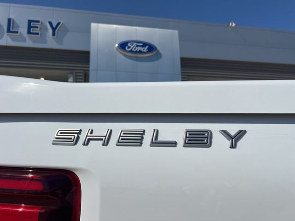 New 2025 Ford F-150 Lariat Truck