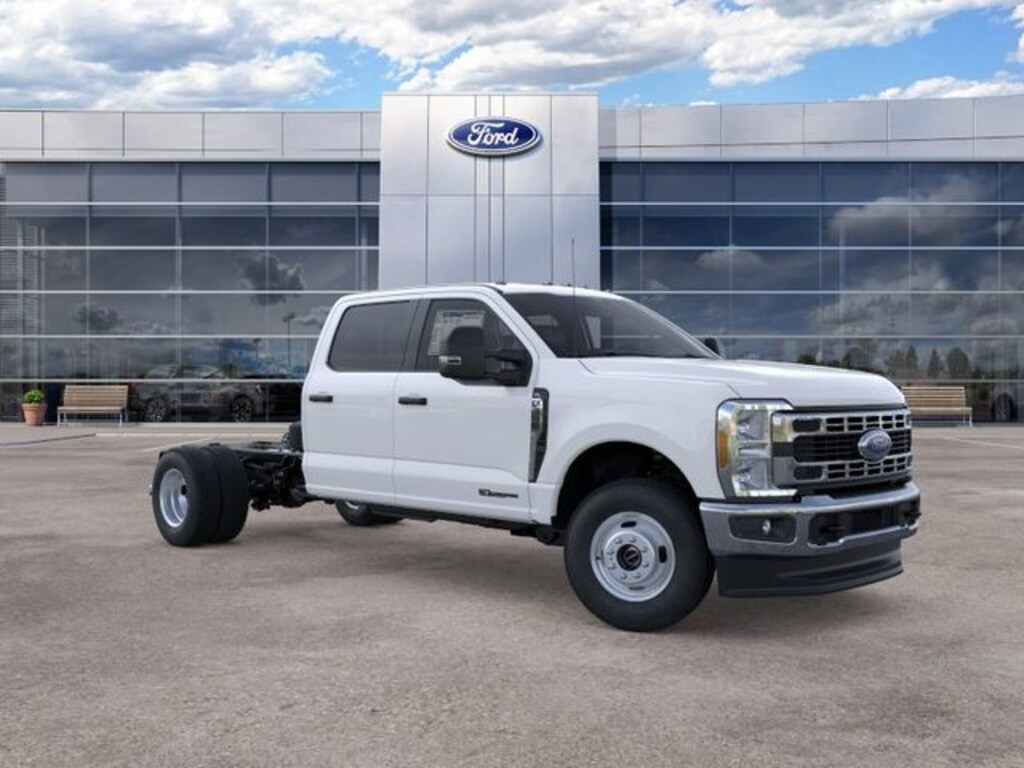 New 2026 Ford F-350SD XL Chassis