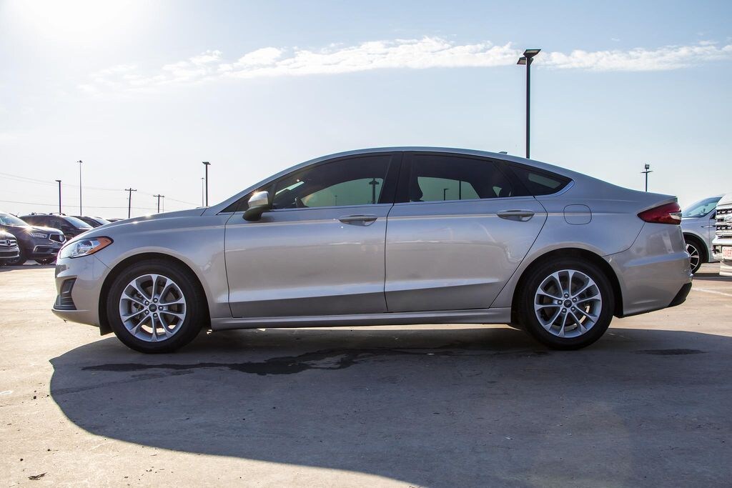 Used 2019 Ford Fusion SE Sedan
