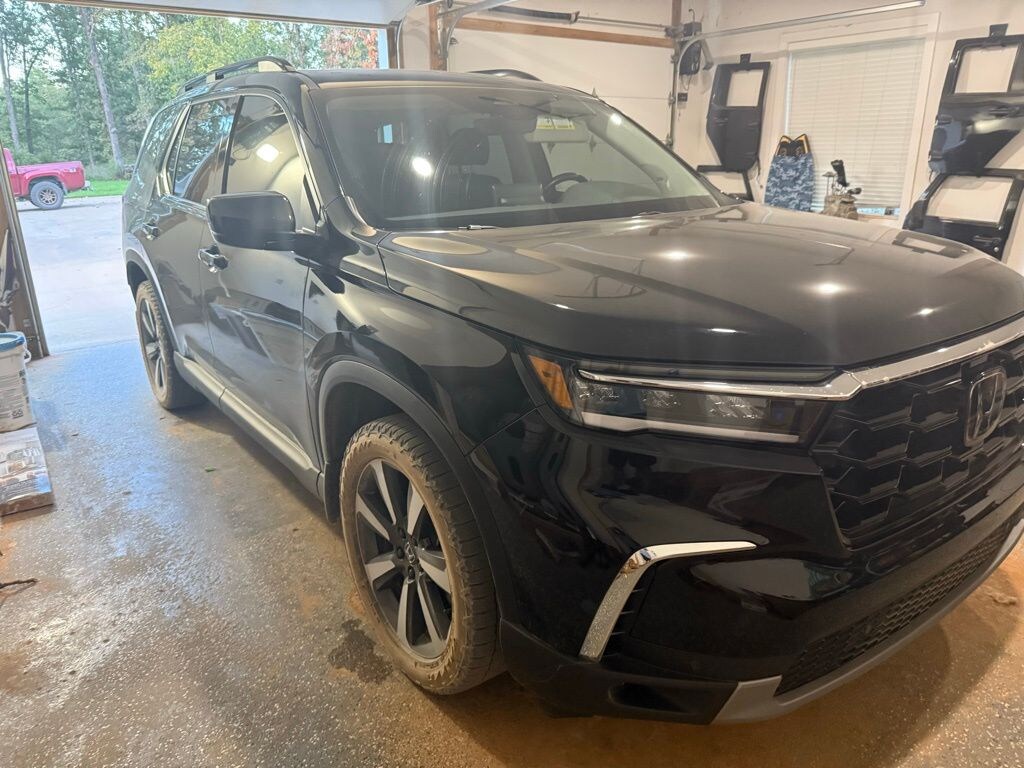 Certified 2023 Honda Pilot Touring SUV
