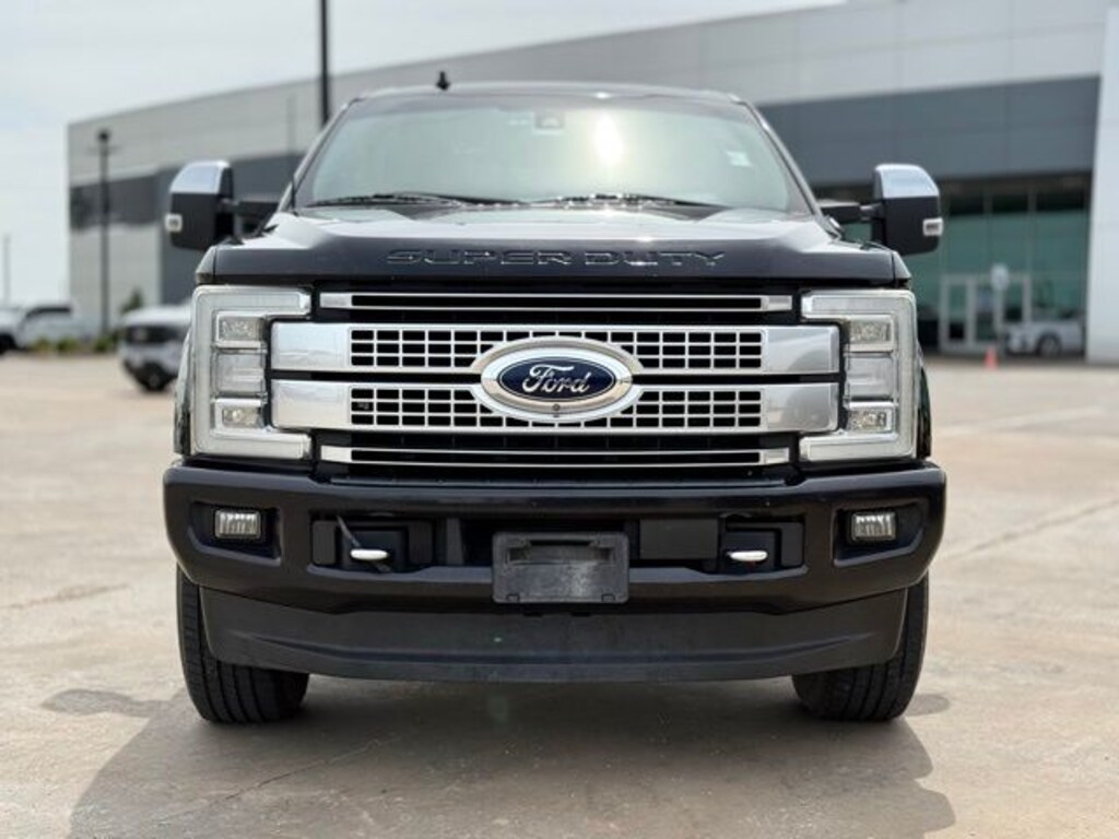 Used 2019 Ford F-250SD Platinum Truck
