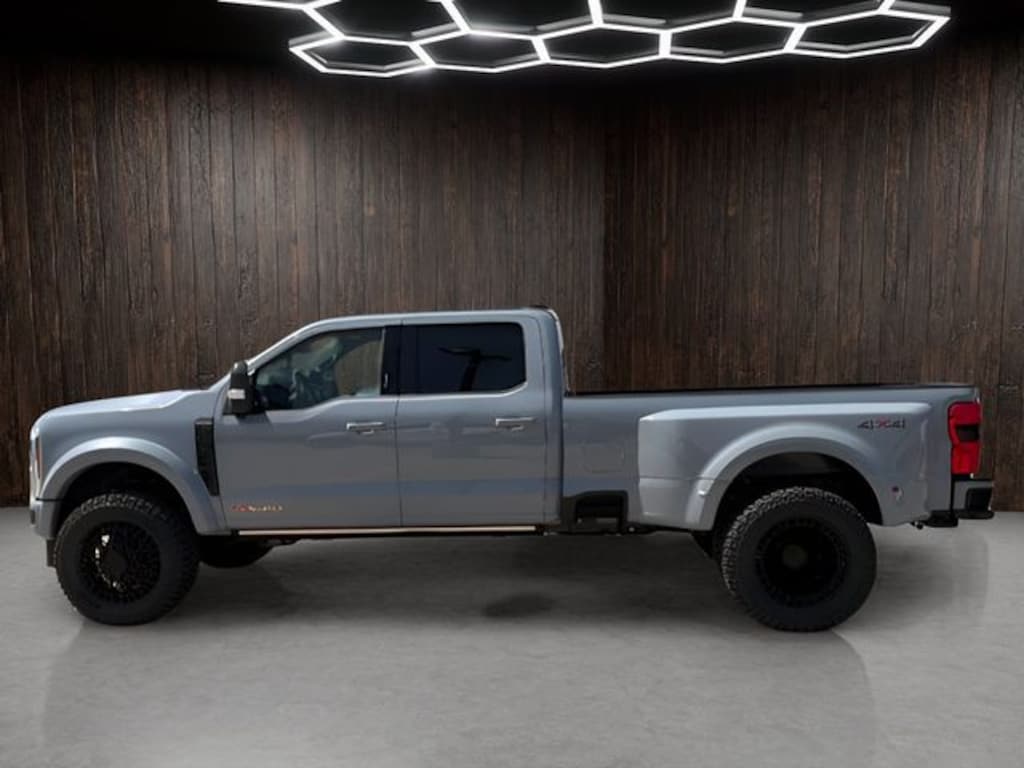 Used 2026 Ford F-450SD Platinum Truck