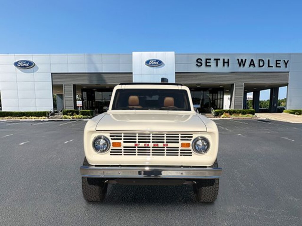 Used 2023 Ford Bronco Vintage Classic SUV