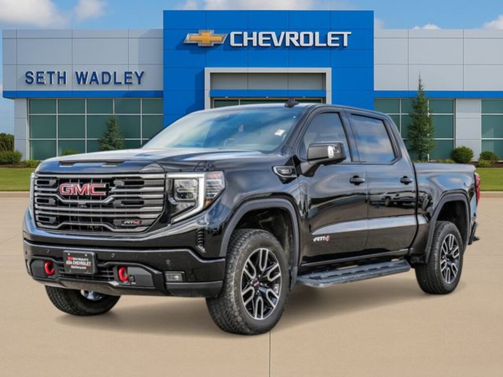 Used 2025 GMC Sierra 1500 AT4 Truck