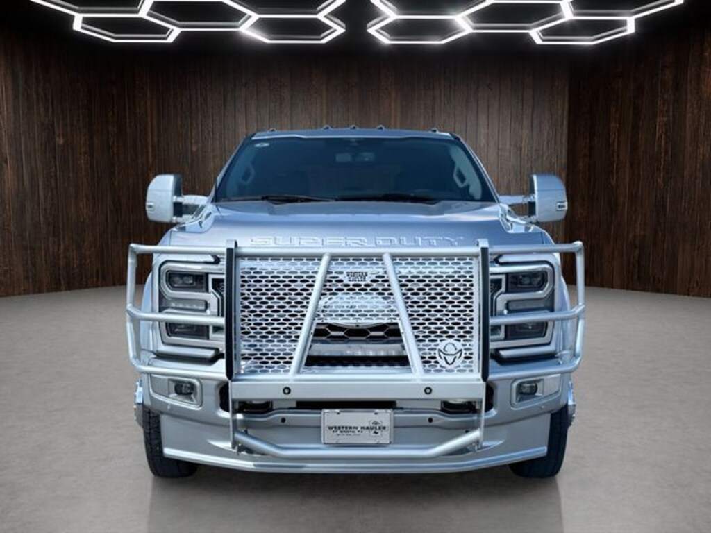 Used 2023 Ford F-450SD Limited Truck