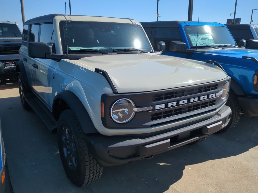 New 2025 Ford Bronco Big Bend SUV