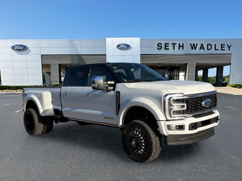 Used 2025 Ford F-450SD Platinum Truck