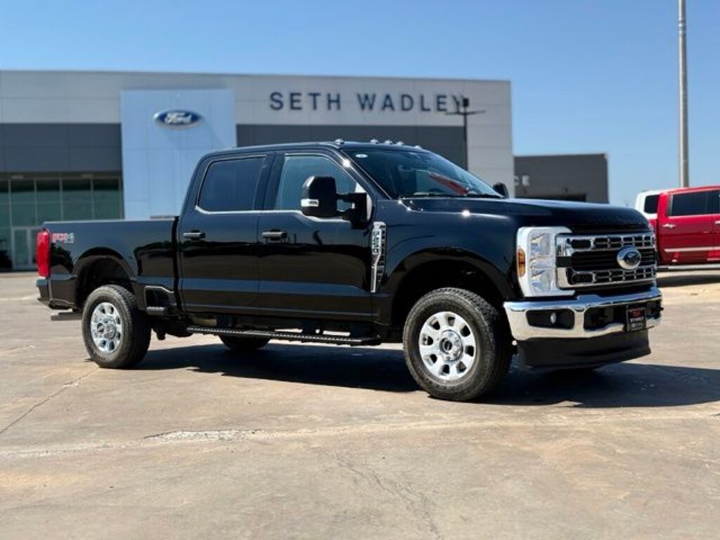 Used 2024 Ford F-250SD XLT Truck