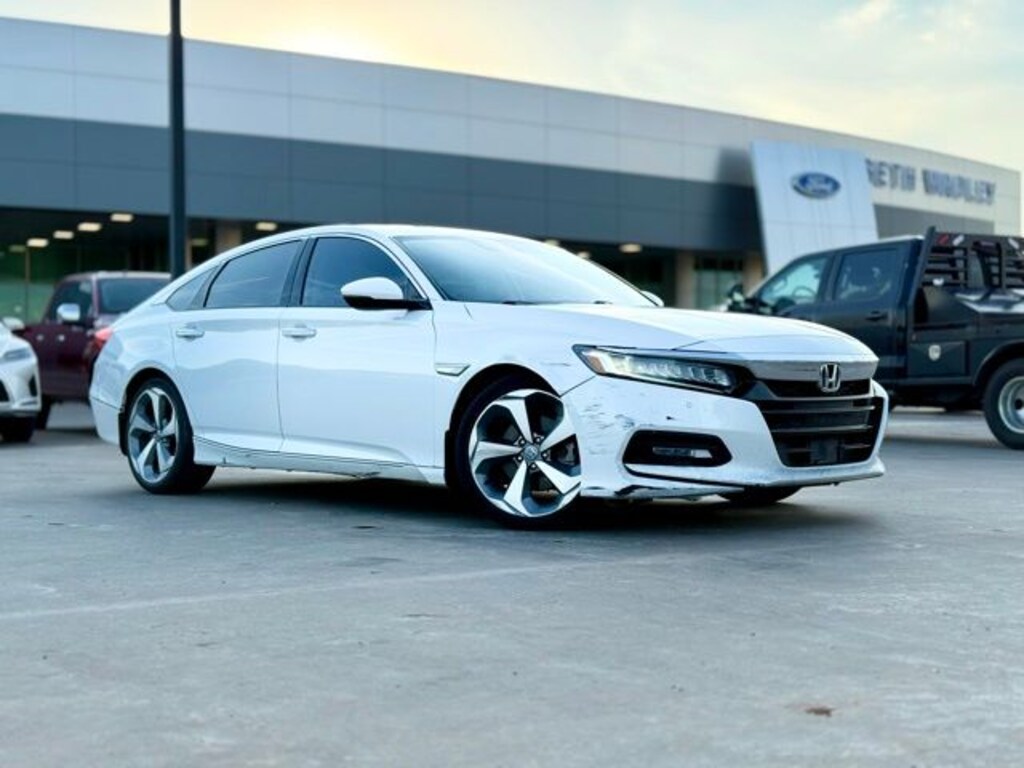 Used 2018 Honda Accord Touring 2.0T Sedan