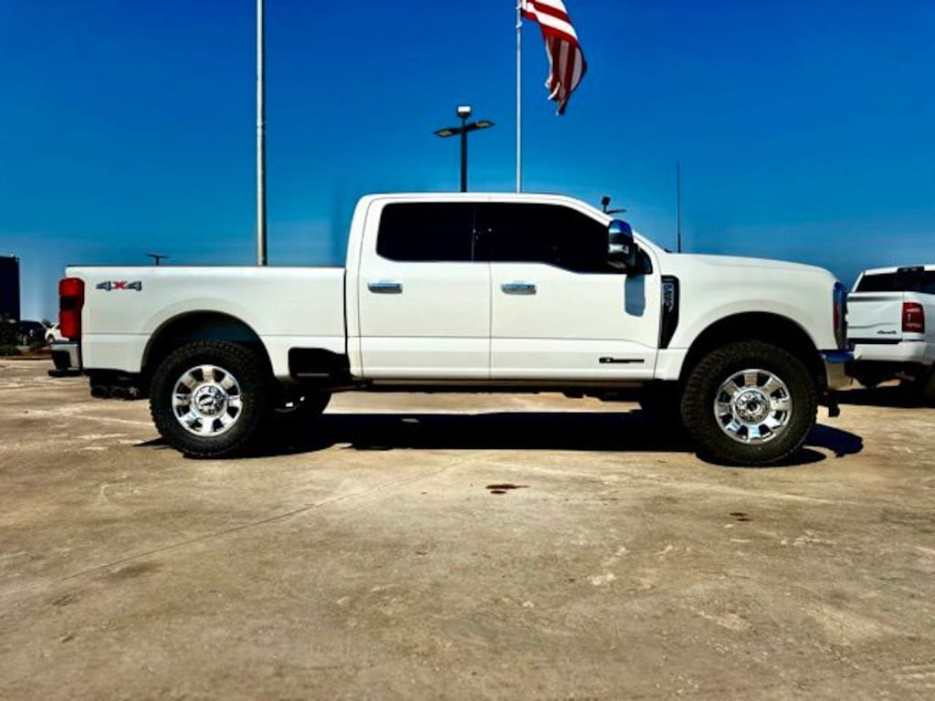 Certified 2023 Ford F-250SD Lariat Truck