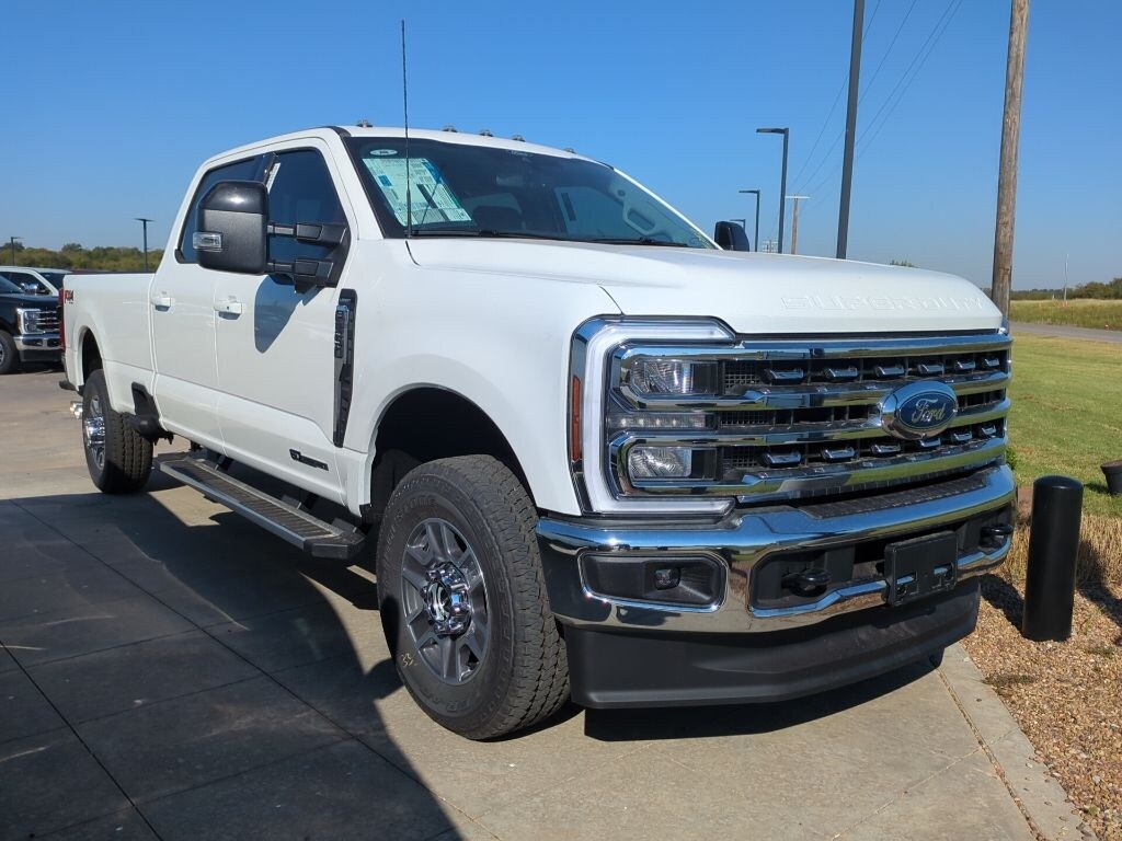New 2026 Ford F-350SD Lariat Truck