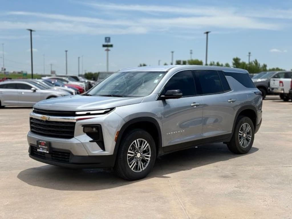 Certified 2024 Chevrolet Traverse LS SUV
