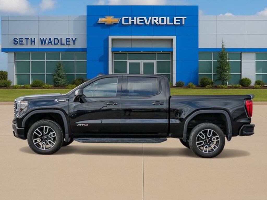 Used 2025 GMC Sierra 1500 AT4 Truck