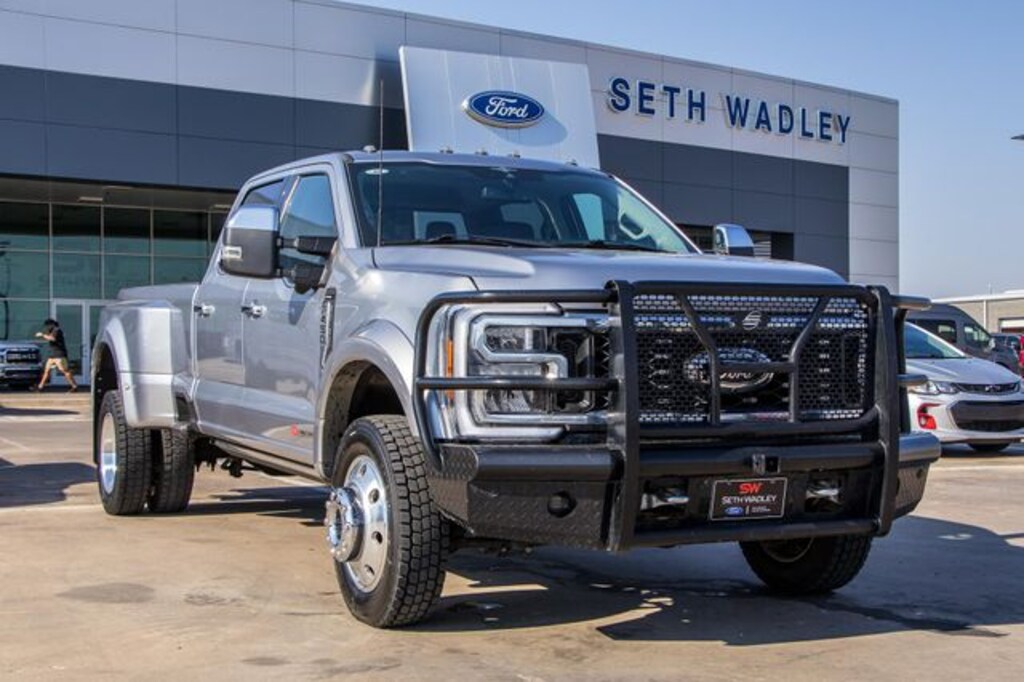 Used 2023 Ford F-450SD Lariat Truck