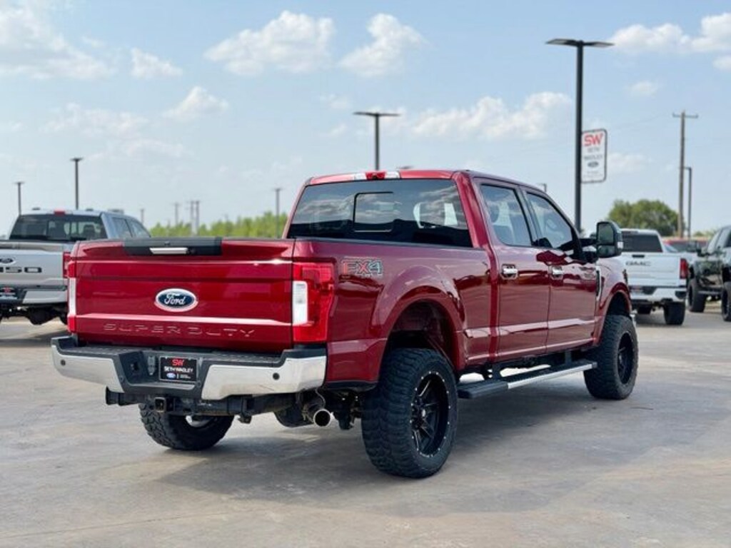Used 2019 Ford F-250SD Lariat Truck