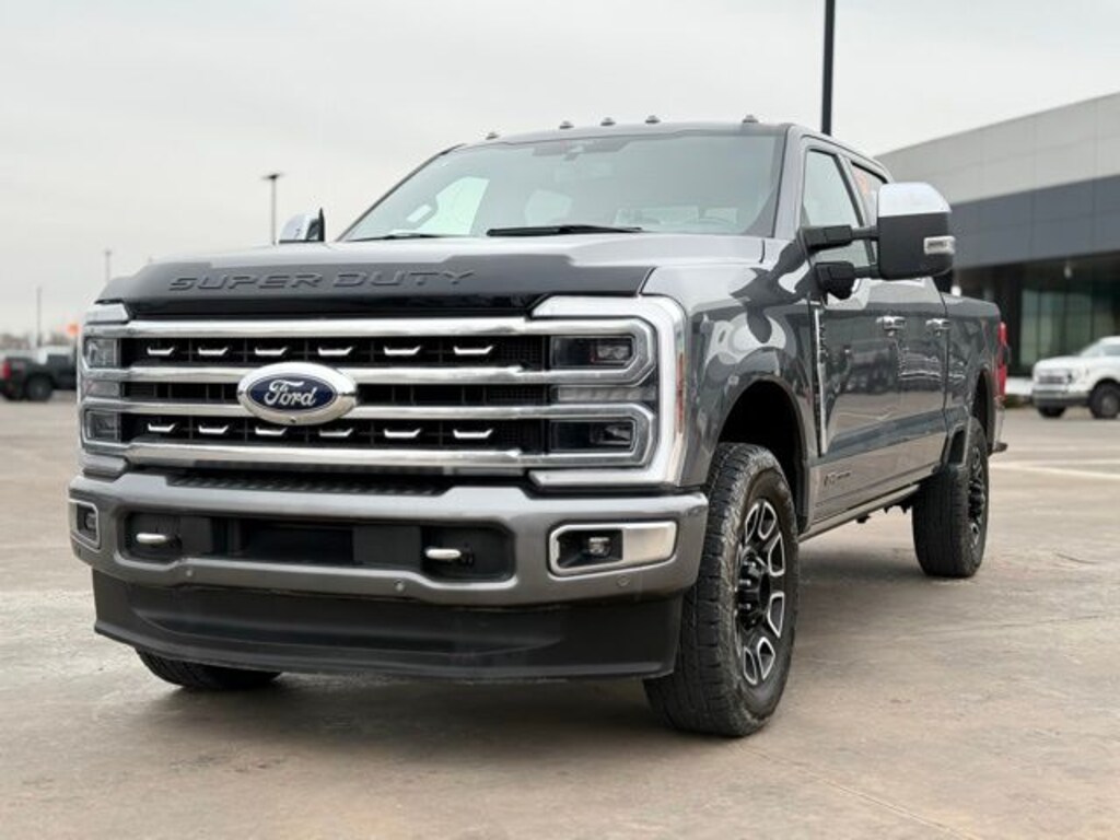 Used 2024 Ford F-250SD Platinum Truck