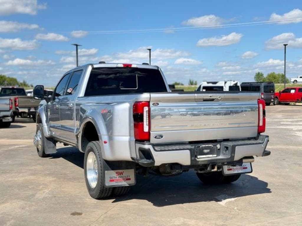 Certified 2023 Ford F-450SD Platinum Truck