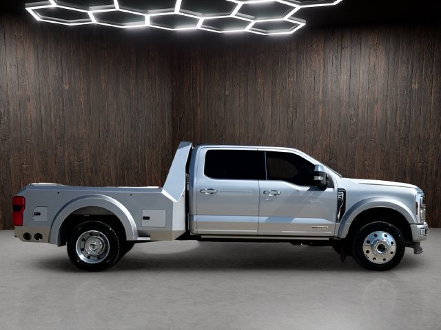 New 2024 Ford F-450SD Platinum Truck