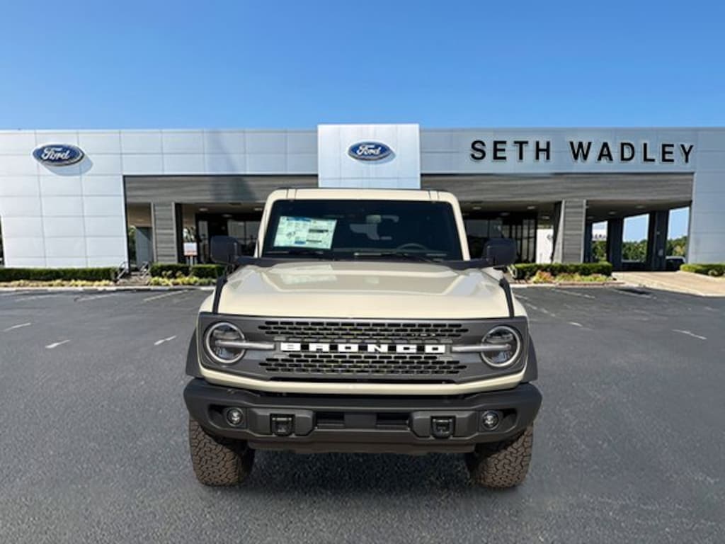 New 2025 Ford Bronco Badlands SUV