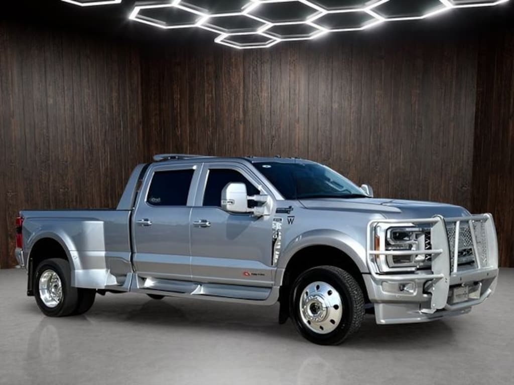 Used 2023 Ford F-450SD Limited Truck