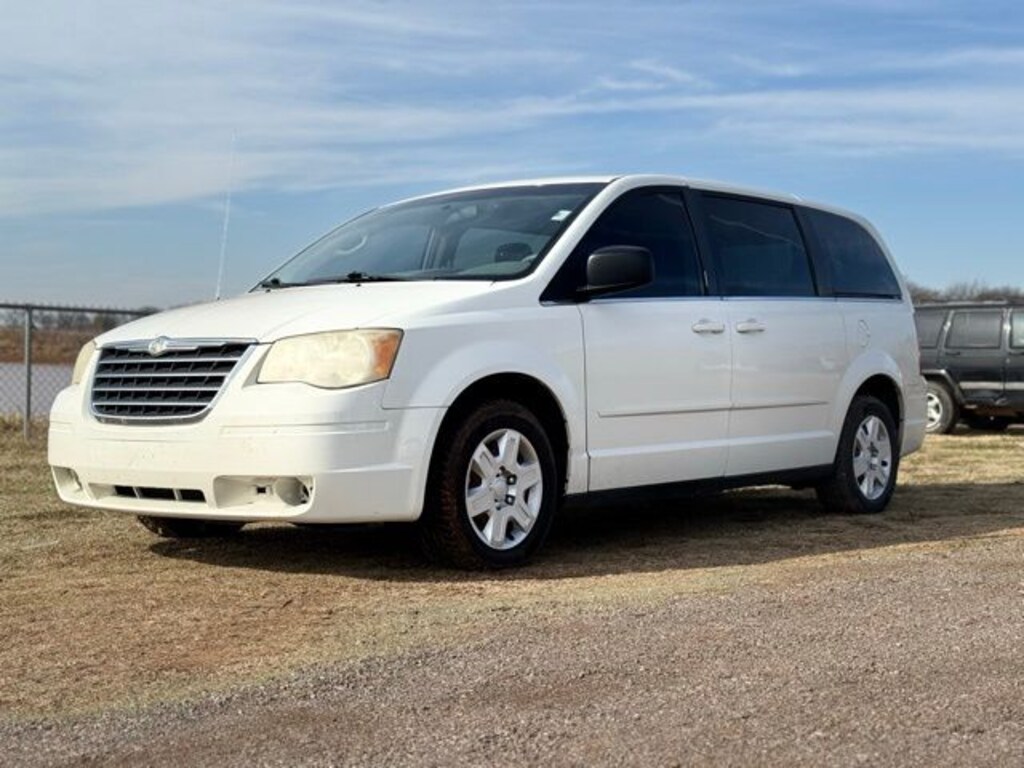 Used 2009 Chrysler Town & Country LX Minivan/Van